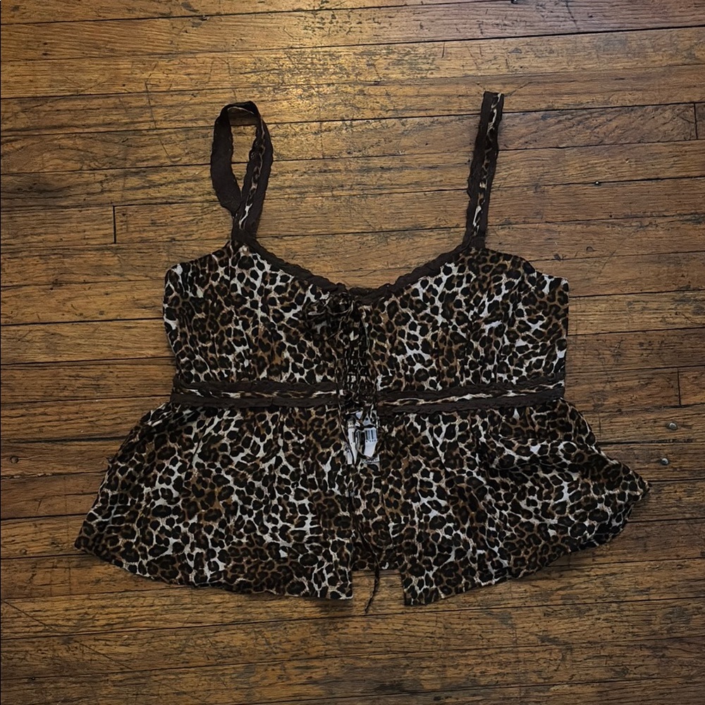 Leopard Print Sleeveless Top